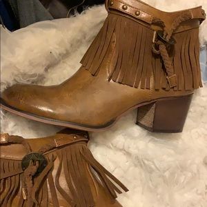 Boots for women